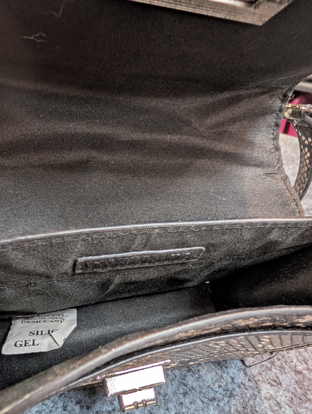 Crossbody bag